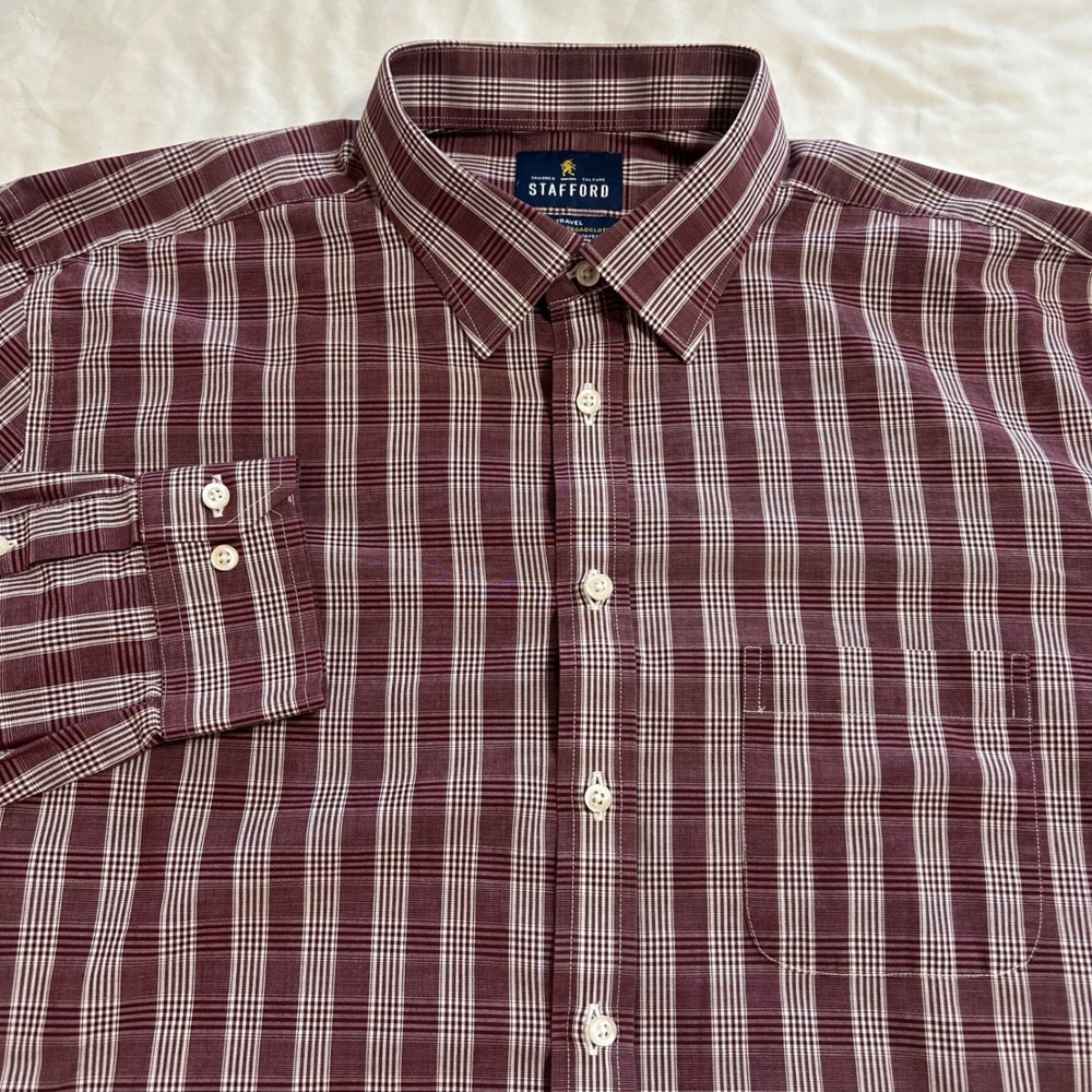 Stafford Travel Fitted Dress Shirt Mens 18 34-35 Burgundy Plaid Easy-Care Cotton